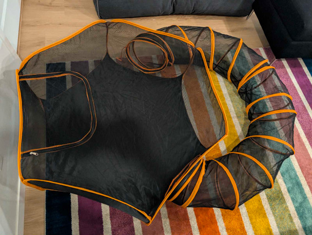 Cat Tunnel Outdoor Enclosures for Indoor pets.