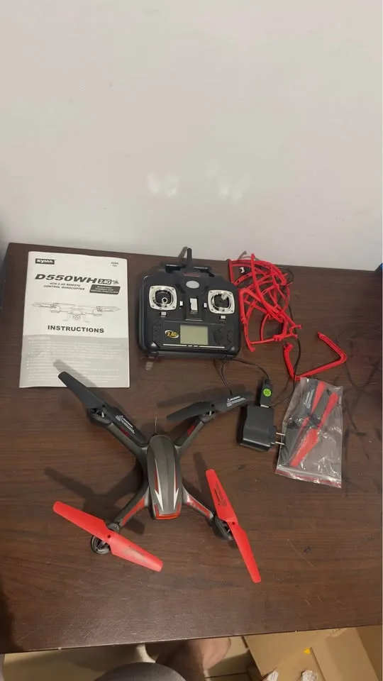 SYMA SkyThunder RC D550WH Drone With HD 720P Camera included image indicator(2)