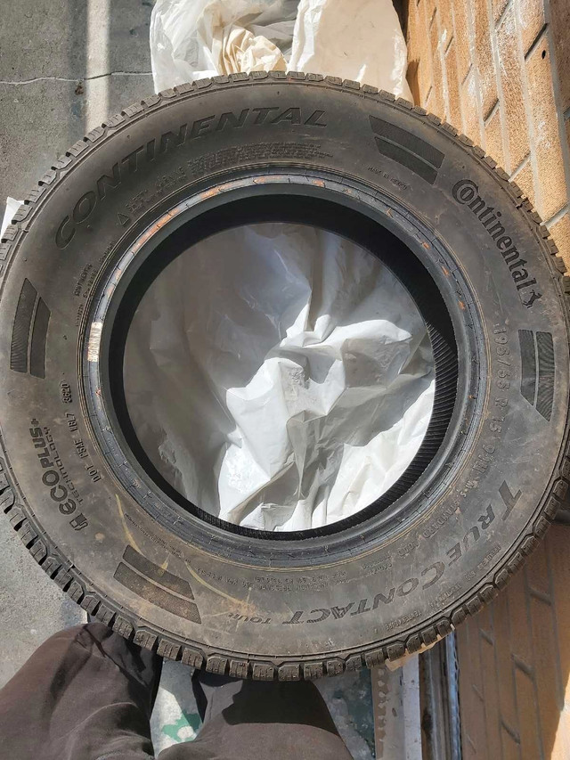 Continental tire 195/65  R 15