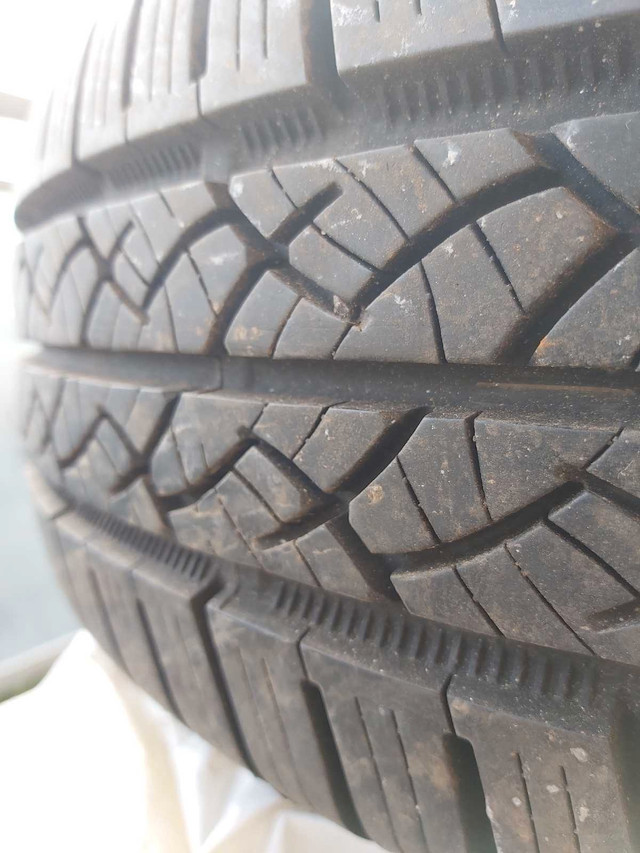 Continental tire 195/65  R 15 - photo 3