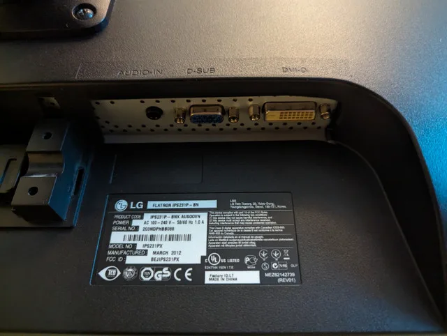 LG Flatron IPS231P 23in w/cables image indicator(8)