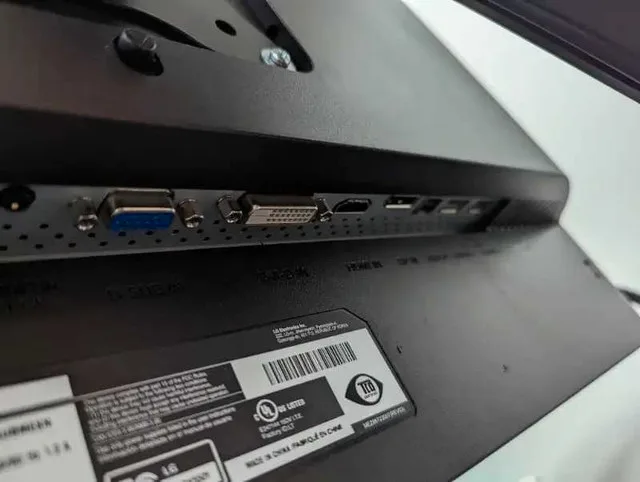 LG 24BK550Y Monitor 24" IPS image indicator(4)