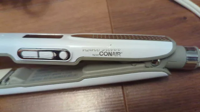 Conair Nano Silver Straightener image indicator(2)