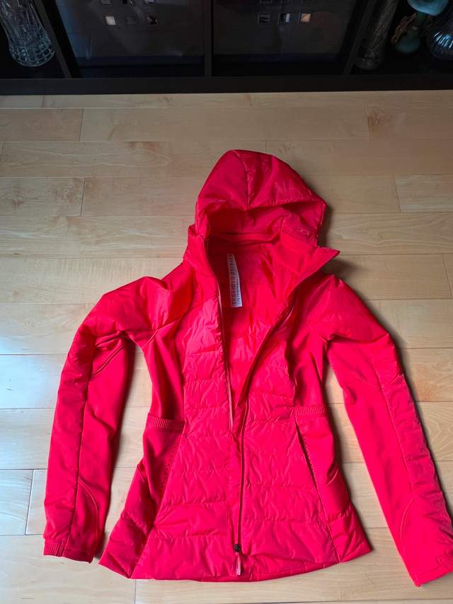 Lululemon Down for It All Jacket – Carnation Red (Size 4) - photo 2