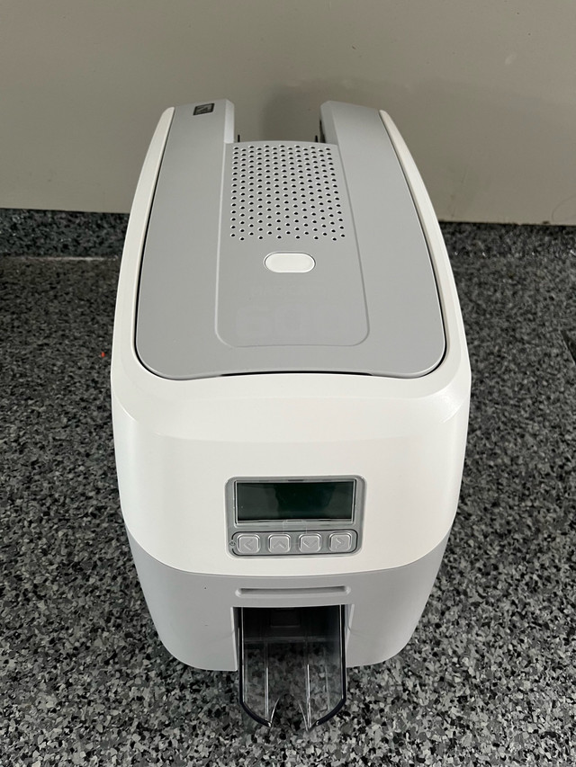 MagiCard 600 ID Card Printer