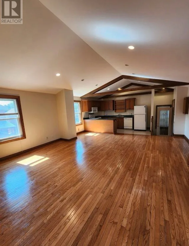 Near Hospital Commercial Property Great Investment image indicator(6)