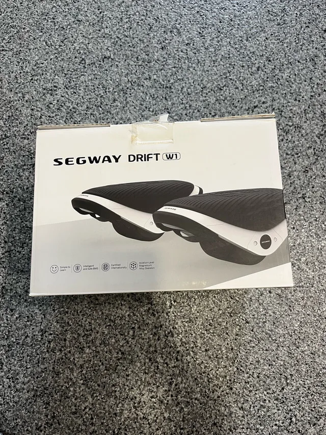 Segway Drift W1 Self-balancing Shoes Outdoor Indoor image indicator(2)