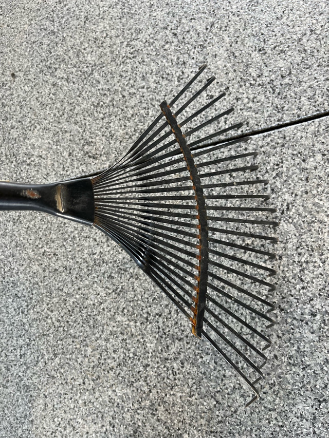 Jobmate Leaf Rake