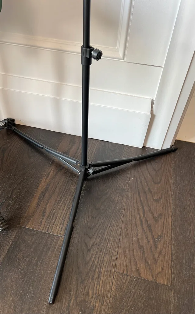 Foldable Music Stand image indicator(3)