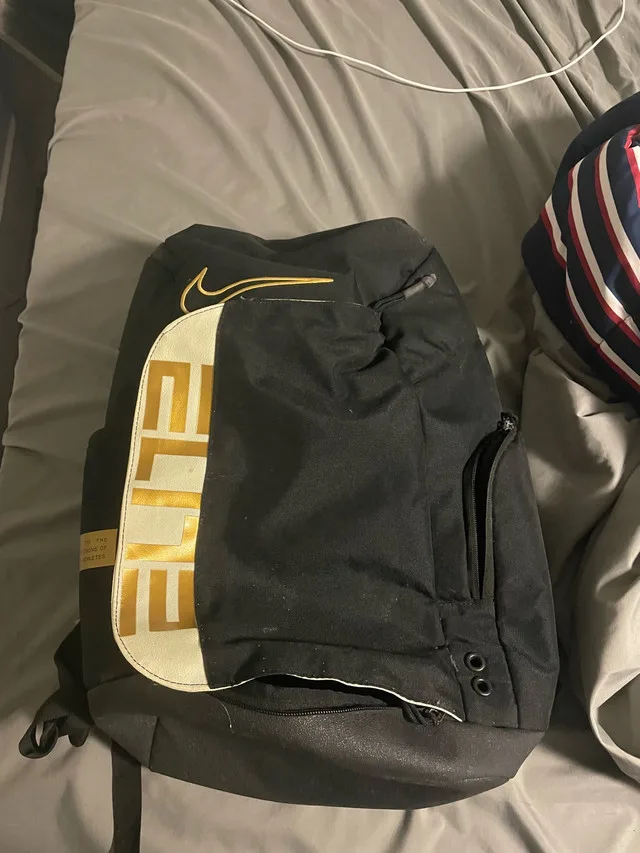 Nike elite bag