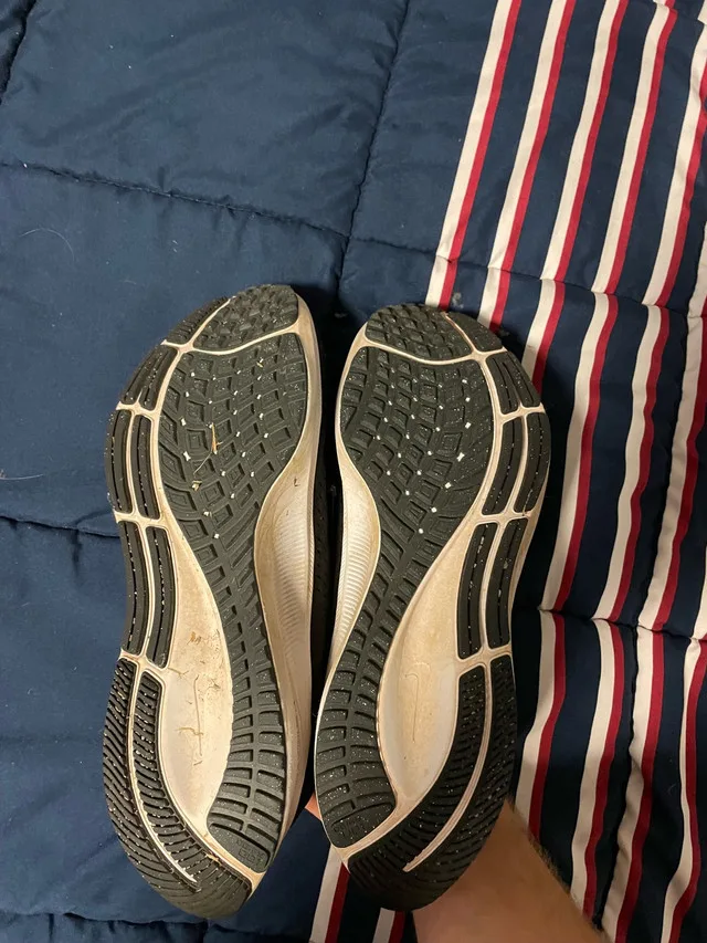 Nike Pegasus running shoes image indicator(3)