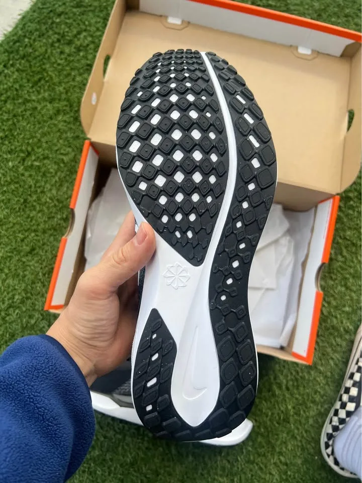 Nike Zoom Pegasus 41 - Size 11 Men’s image indicator(9)