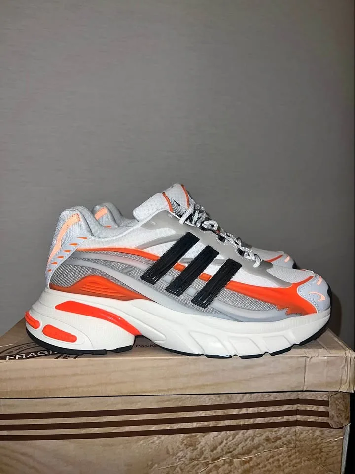 Adidas Pharrell Williams Jellyfish - Size 11