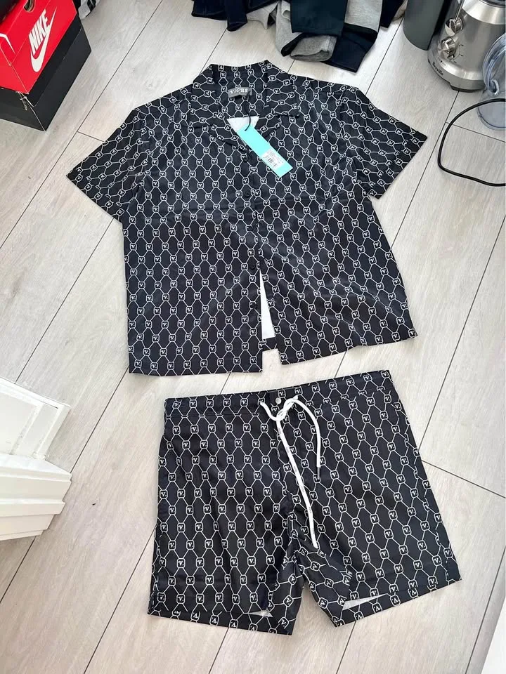 VICES Pool Top and Shorts - men’s large brand new