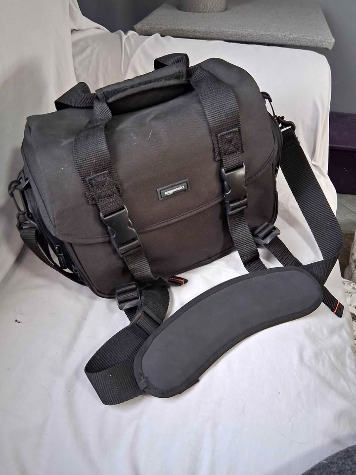 NEW camera bag