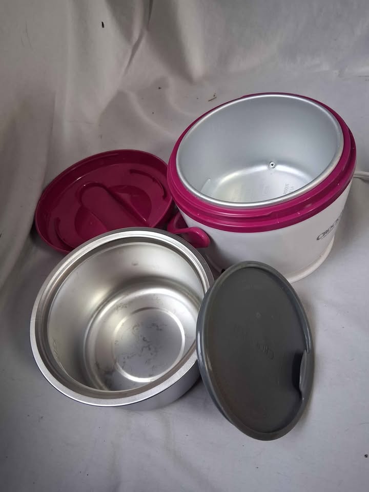 Crock Pot food warmer - photo 3