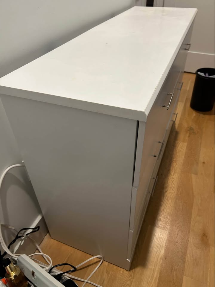 White 6 Drawer Dresser - photo 5