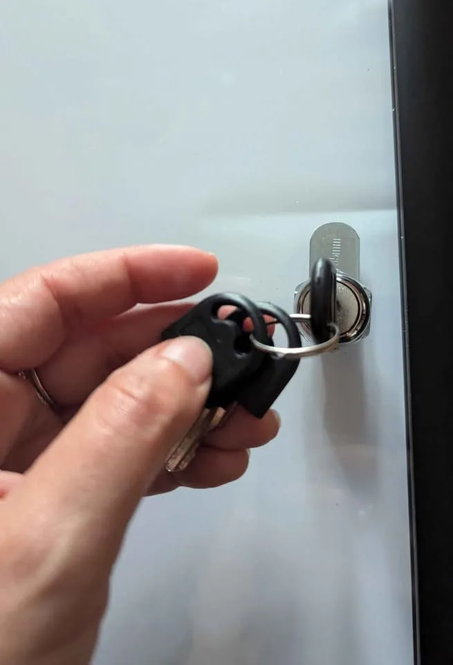 Swansea Lockable White Board (dry erase) image indicator(3)