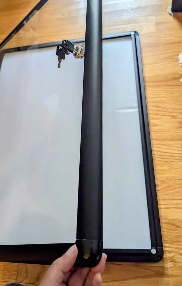 Swansea Lockable White Board (dry erase) image indicator(4)