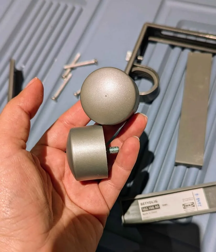 IKEA BETYDLIG Curtain Rod Holders + End Caps Set image indicator(4)