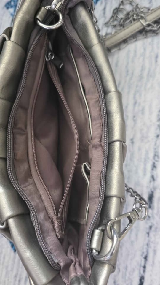 Imported woven style cloth purse - photo 2