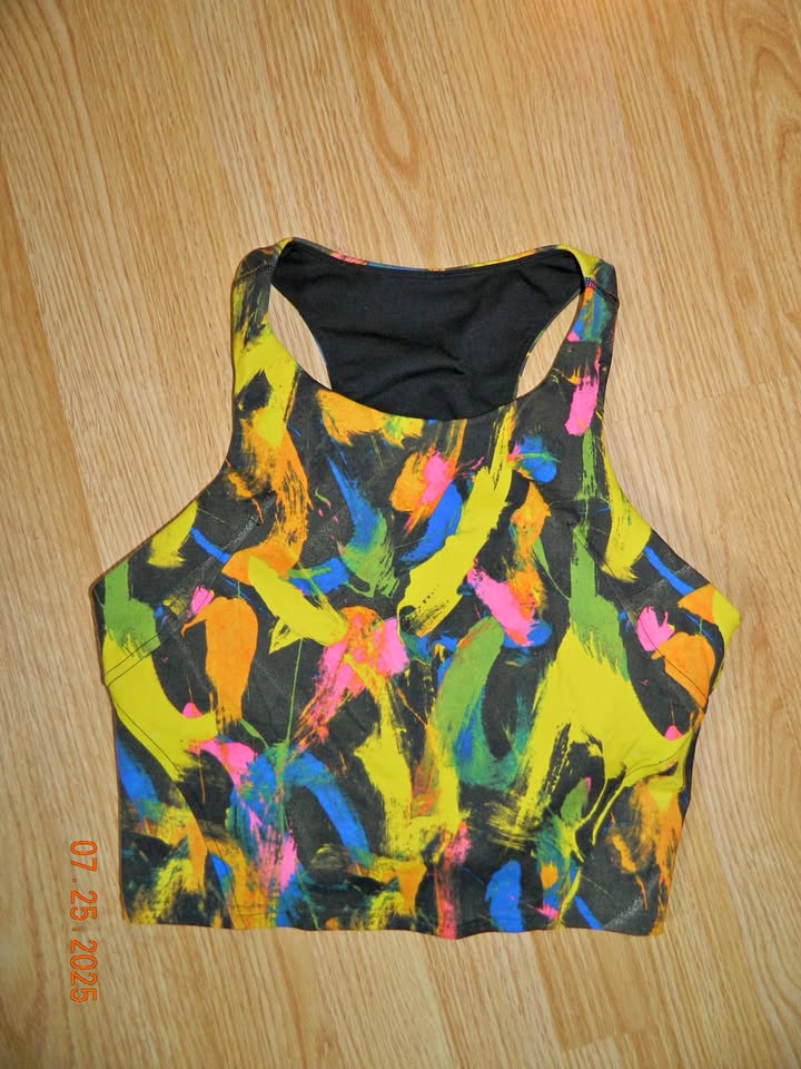 LULULEMON INVIGORATE TRAINING TANK TOP size 10...EUC