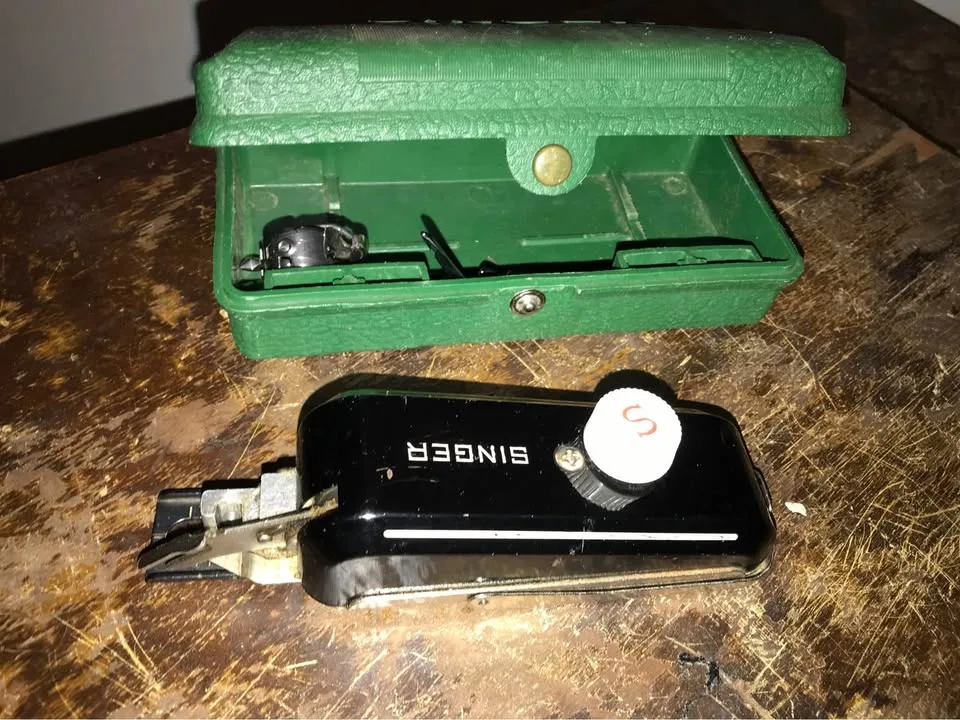 1925 singer sewing machine table image indicator(9)