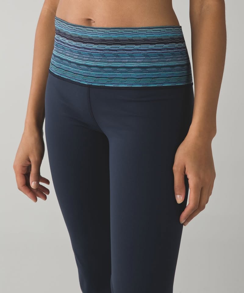 LULULEMON HI RISE GROOVE PANT size 6 or 8 tall(34")...EUC - photo 3