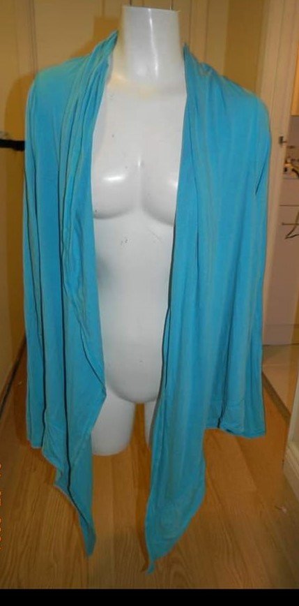LULULEMON OASIS WRAP..size 4(rip tag)...GUC-VGUC - photo 2