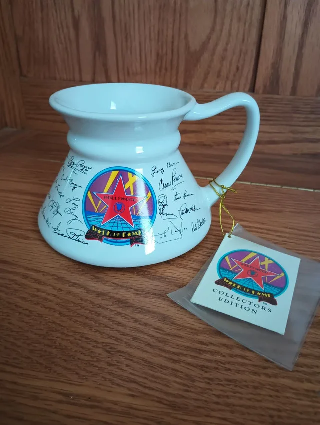 Vintage Hollywood Walk of Fame Mug image indicator(2)