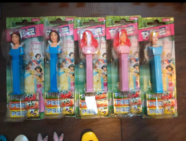 PEZ Collection image indicator(4)