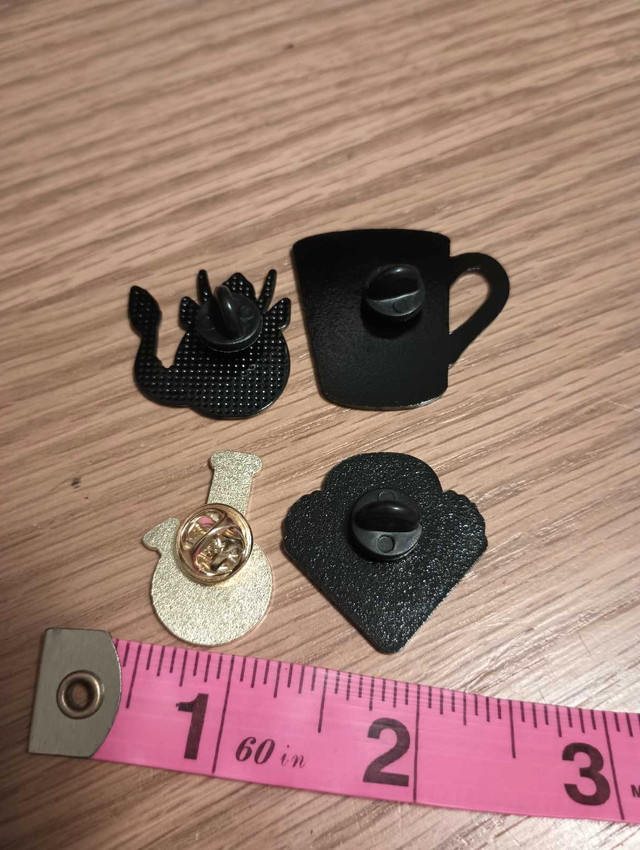 Random Pin Collection - photo 3