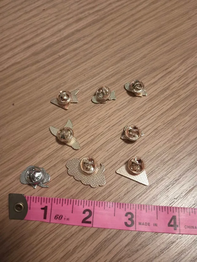 Travel/ Sky Pins image indicator(3)