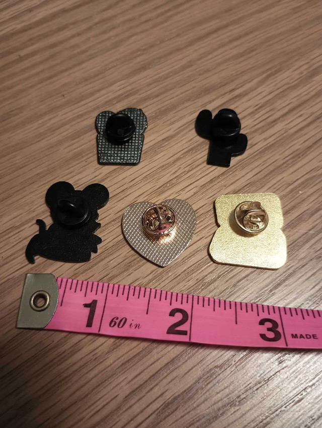 Random Pin Collection - photo 2