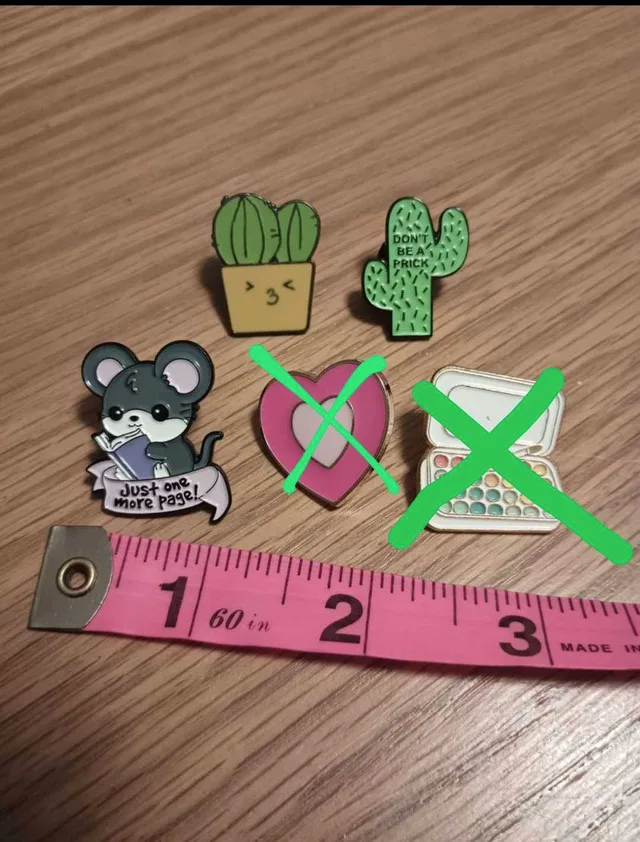 Random Pin Collection image indicator(3)