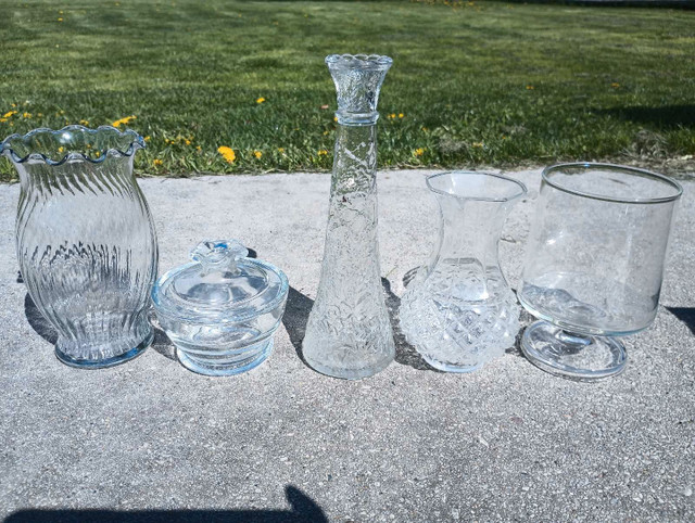 Clear Vase Bundle - $5 for 3
