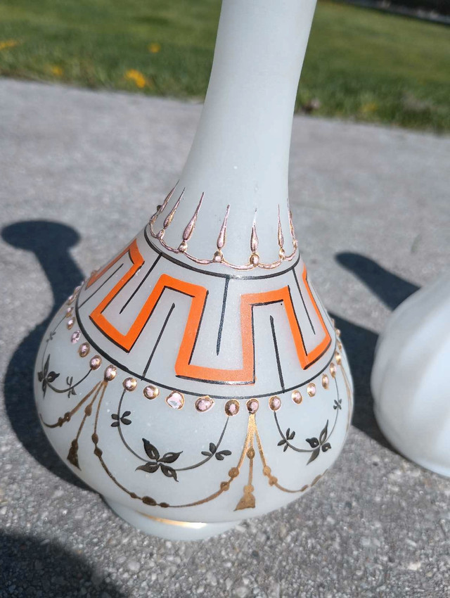 White Vase Bundle - $5 for all - photo 4
