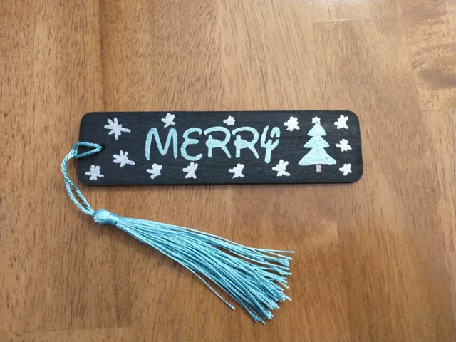 Handmade Holiday Bookmarks image indicator(5)