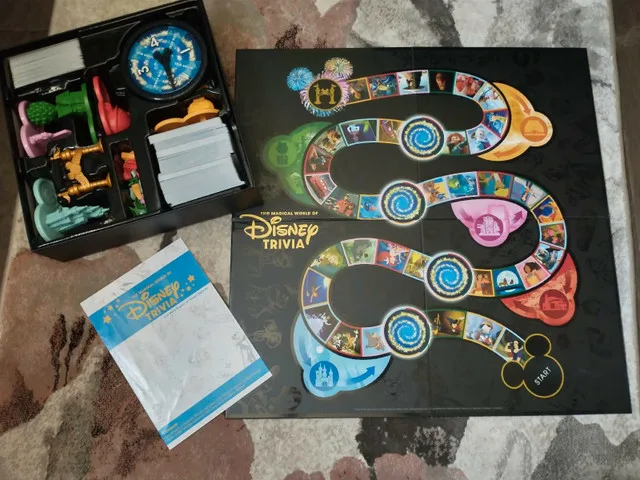 Disney Trivia Board Game image indicator(2)
