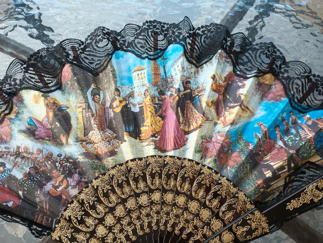 Hand Fan from Barcelona - photo 2