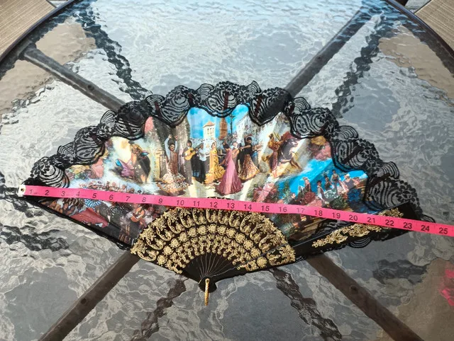 Hand Fan from Barcelona image indicator(3)