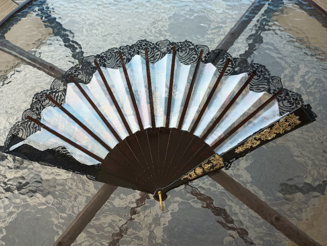 Hand Fan from Barcelona - photo 4