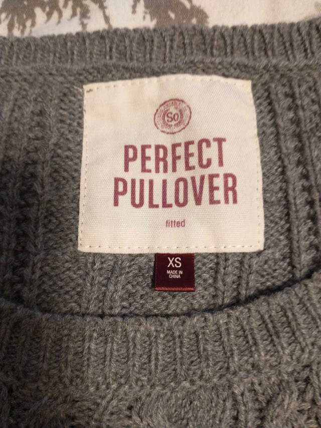 Women's XS Knitted Sweater - photo 2