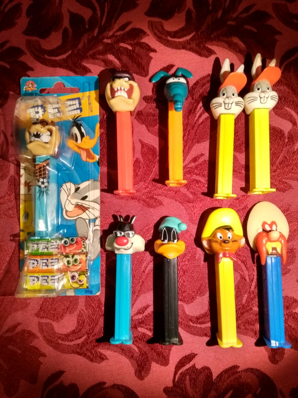 Looney Tunes Pez Dispenser