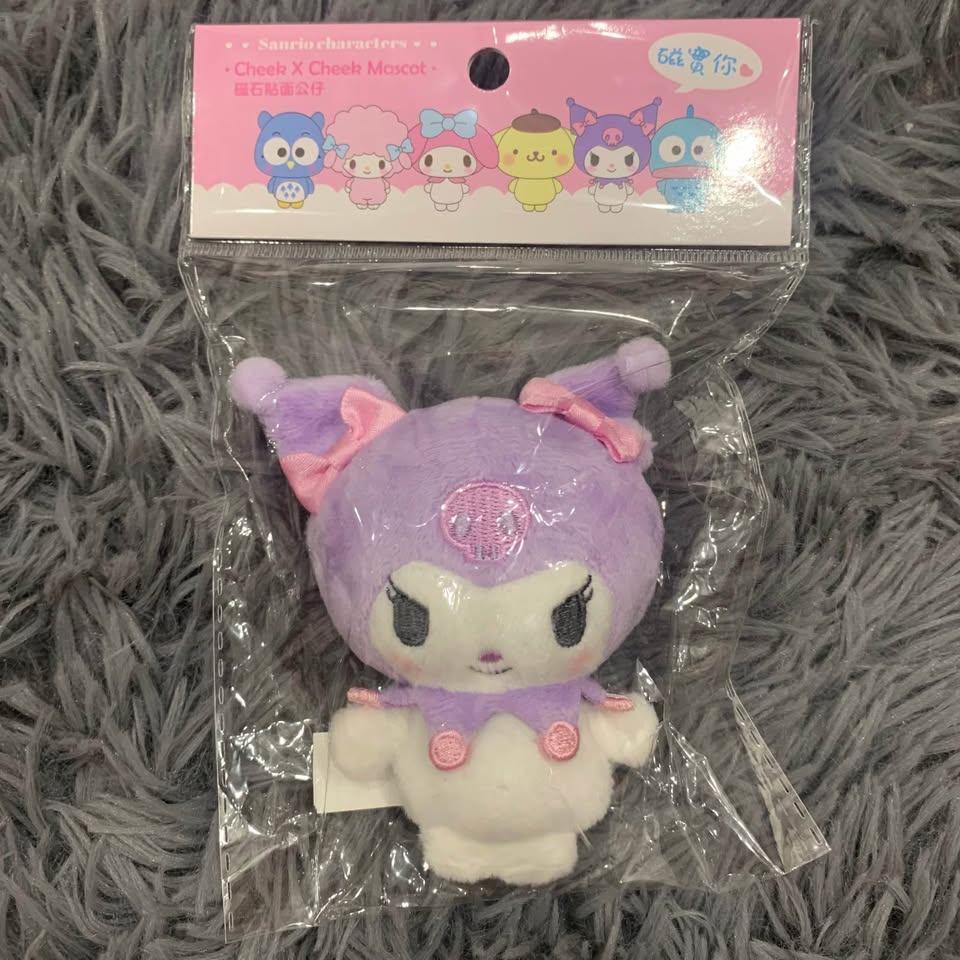 BNIB 10cm Sanrio Kuromi Cheek x cheek Magnet Plush - photo 2