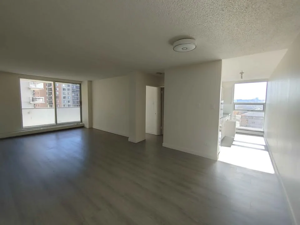 1 Bed 1 Bath - Apartment image indicator(7)