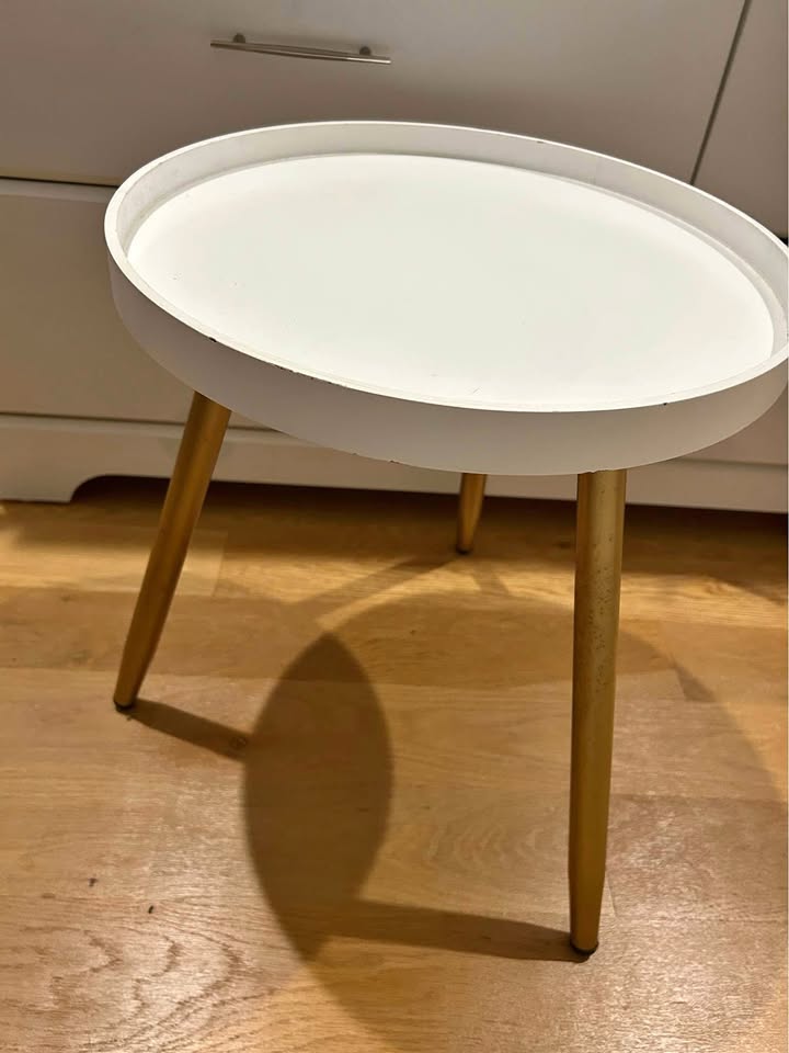 Round Side Table - MUST GO BY 11/2