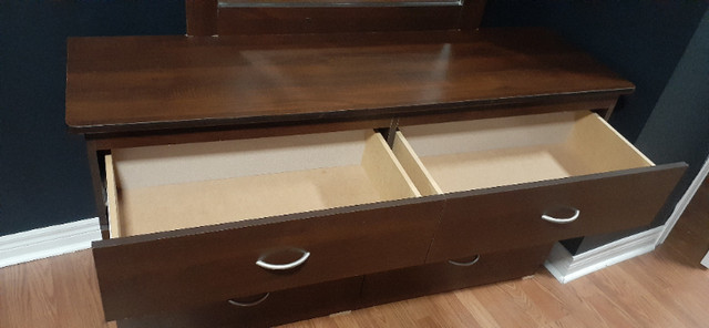 7 piece box bed bedroom set QUEEN size for sale - photo 3