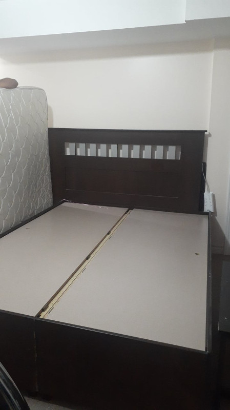 7 piece box bed bedroom set QUEEN size for sale - photo 5