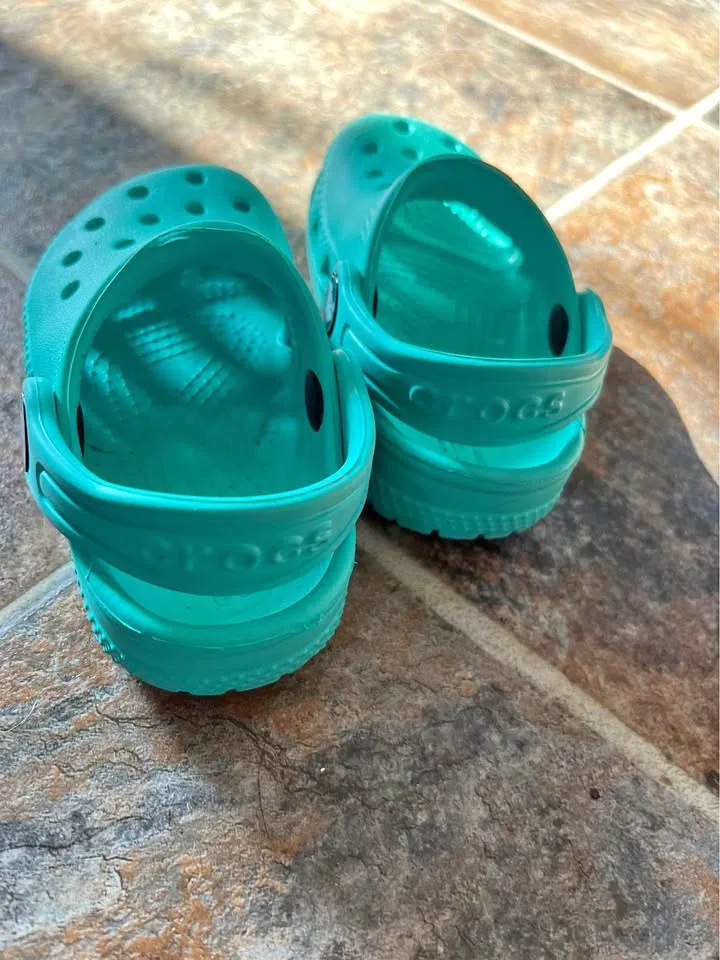 Kids shoes